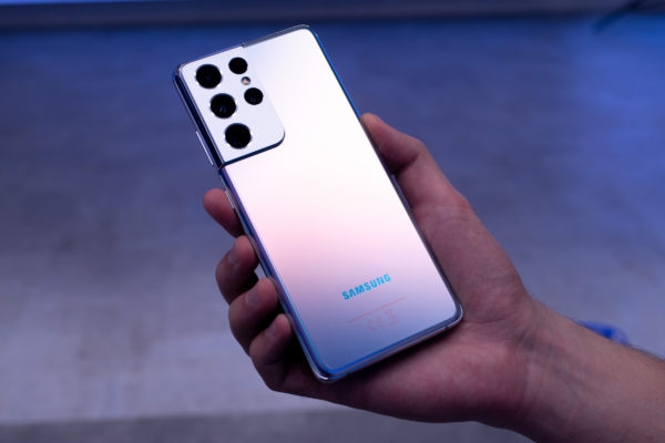 Samsung Galaxy S21 Ultra: Первый взгляд. Видео