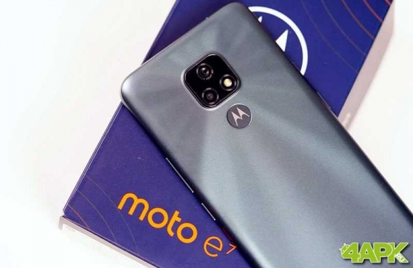 Обзор Motorola Moto E7: что может обычный смартфон?