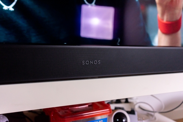 Обзор саундбара Sonos Beam (Gen 2): Маленький, да удаленький…