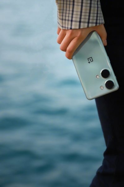 OnePlus Ace 2V на живых фото и финальный тизерах