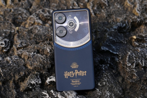 Redmi Turbo 3 Harry Potter показался на живых фото