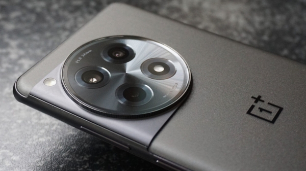 OnePlus не будет обновлять камеры будущего Ace 3 Pro