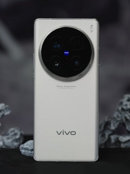 Первое живое видео Vivo X100 Ultra